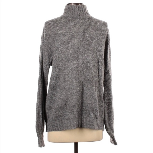 Lovers + Friends Sweater - Picture 3 of 4